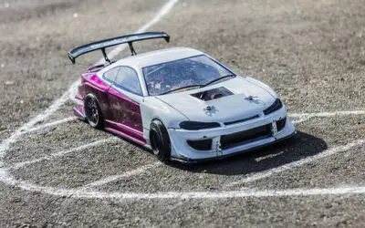 7 Best Drag RC Cars For Drag Racing (2023 – Buying Guide)