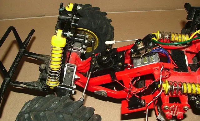 rc car suspension how it works